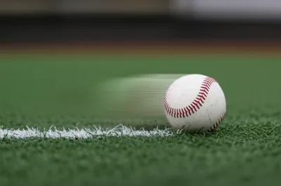 Illustration seams - Image 1