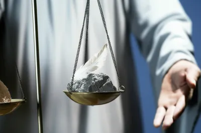 Illustration judgment