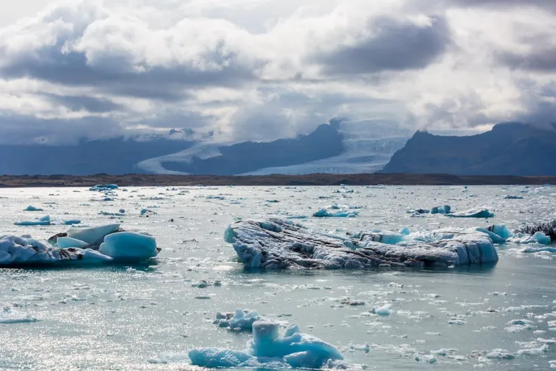 Illustration visuelle du mot « fragments » - Fragments, morceaux