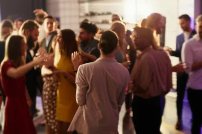 Illustration circulated - Image 1