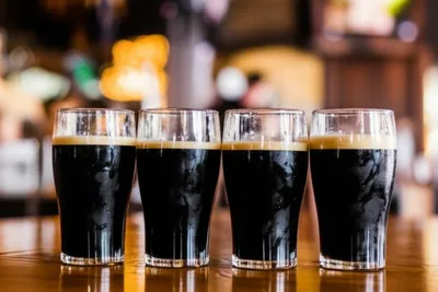 Illustration quad - Image 1