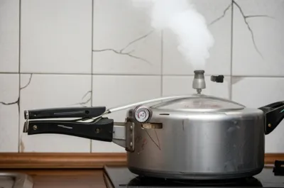 Illustration hottest - Image 1