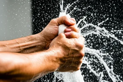 Illustration wrings - Image 1