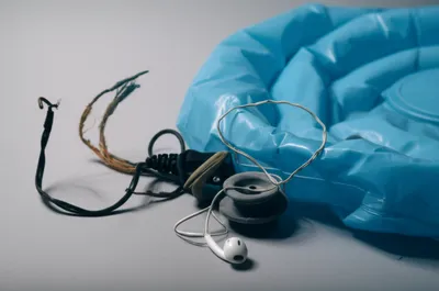 Illustration plug - Image 1