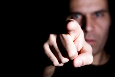 Illustration accusing - Image 1