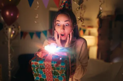 Illustration surprised - Image 1