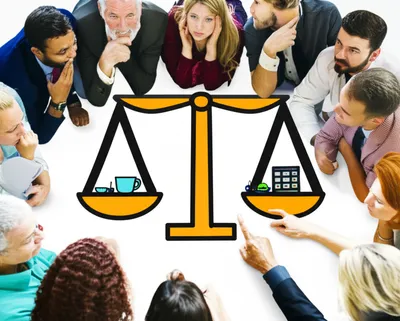 Illustration judges - Image 1