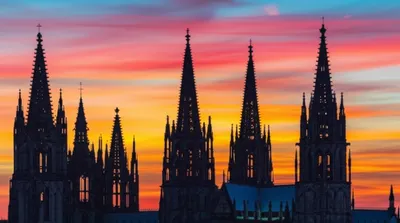 Illustration spires - Image 1