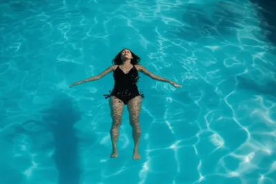 Illustration floats - Image 1