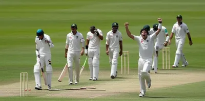 Illustration collapses - Image 1