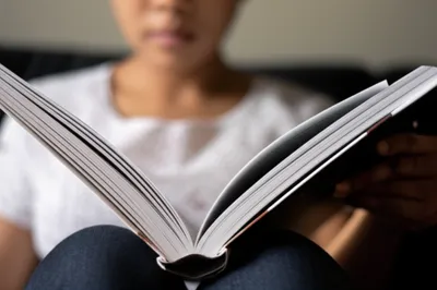 Illustration reader - Image 1