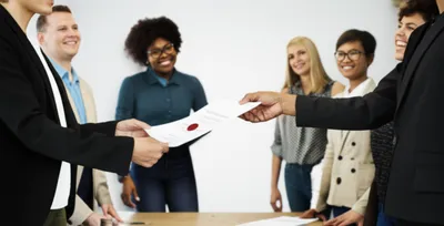 Illustration legitimate - Image 1