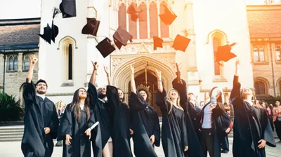 Illustration commencement - Image 1