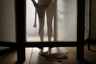 Illustration shifted - Image 1