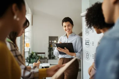 Illustration supervisors - Image 1