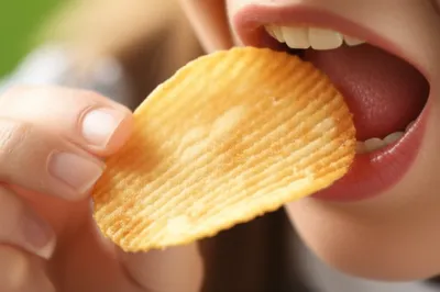 Illustration crunches - Image 1