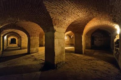 Illustration vaults - Image 1