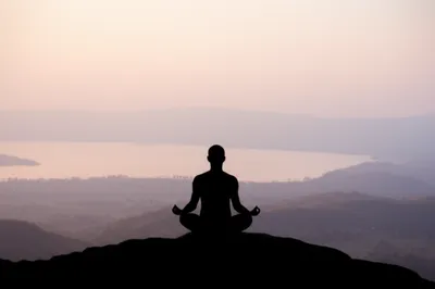 Illustration stillness - Image 1