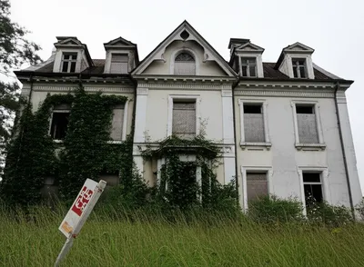 Illustration ruined - Image 1