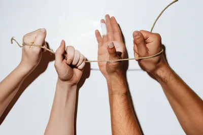 Illustration bind - Image 1