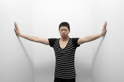 Illustration confining - Image 1