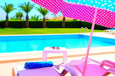 Illustration poolside - Image 1