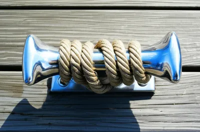 Illustration cleat - Image 1