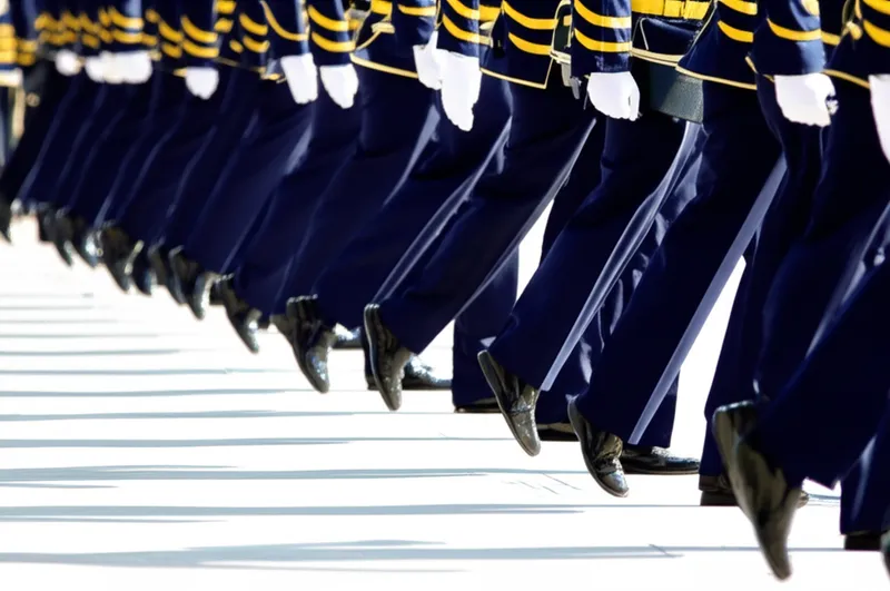 Illustration visuelle du mot « march » - Marche