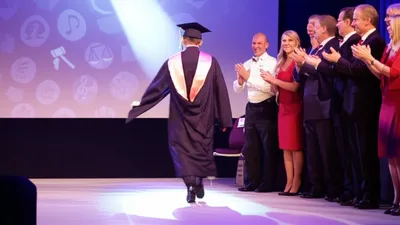 Illustration inducted - Image 1