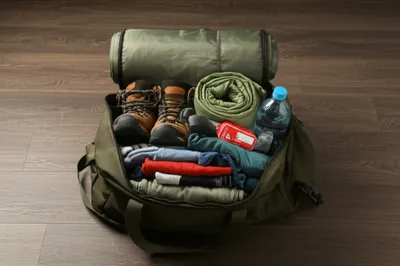 Illustration duffel - Image 1