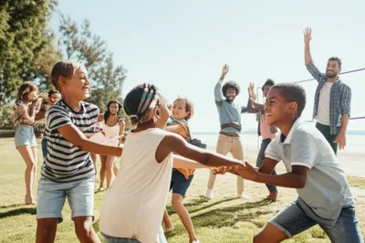 Illustration plays - Image 1