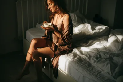 Illustration dishabille - Image 1