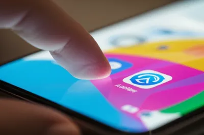 Illustration swipes - Image 1