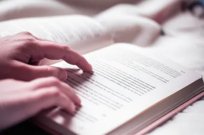 Illustration rest - Image 1