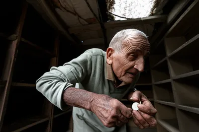 Illustration skinflint - Image 1