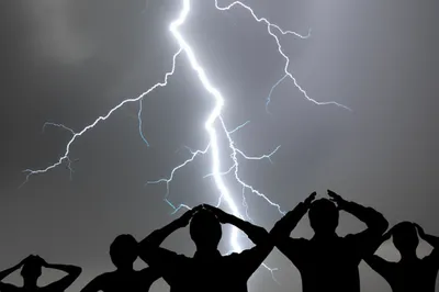 Illustration thundered - Image 1