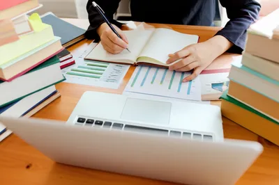 Illustration author - Image 1