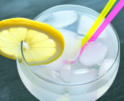 Illustration straws - Image 1