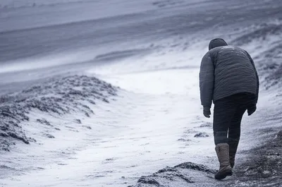 Illustration trudge - Image 1