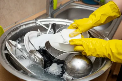 Illustration dishpan - Image 1