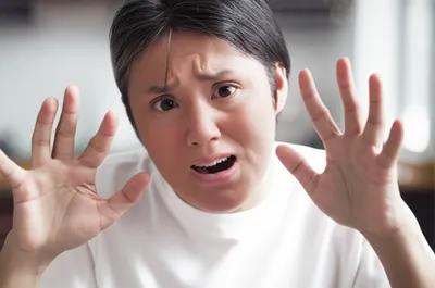 Illustration abhorrent - Image 1