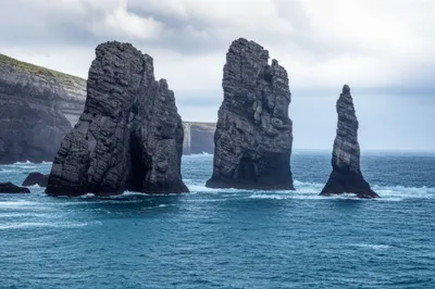 Illustration stacks - Image 1