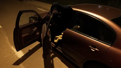 Illustration abducted - Image 2