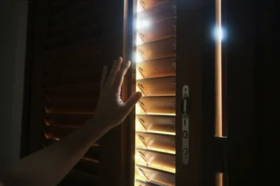 Illustration shutter - Image 1