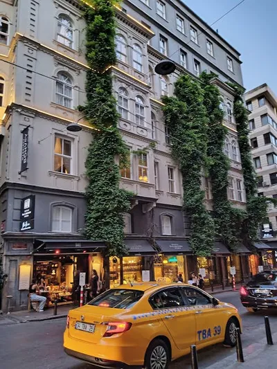 Illustration taxied - Image 2