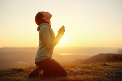 Illustration worships