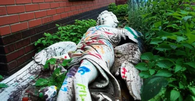 Illustration profanes - Image 1