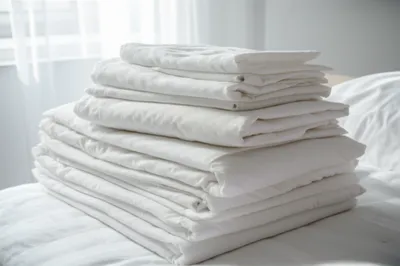 Illustration whites - Image 1