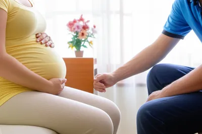 Illustration childbearing - Image 1