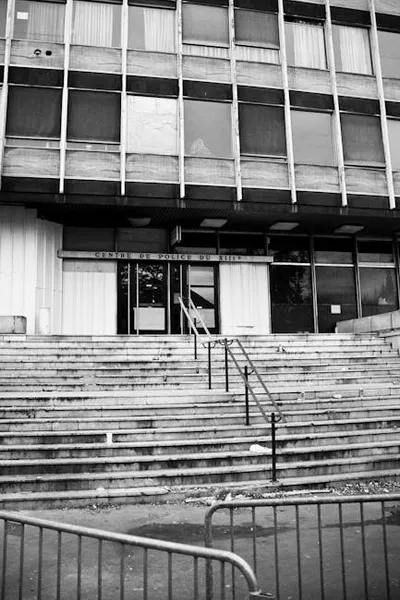 Illustration barricades - Image 2